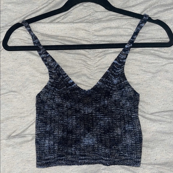Knit crop top - Picture 1 of 3